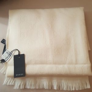 Gucci scarf